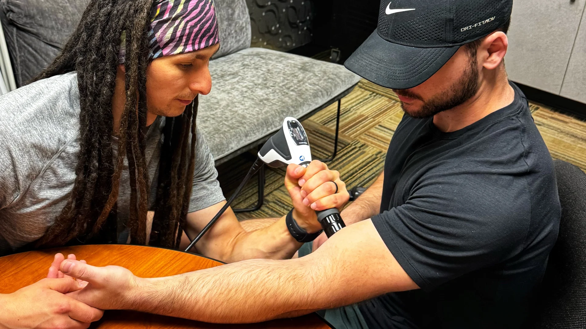 Shockwave treatment biceps